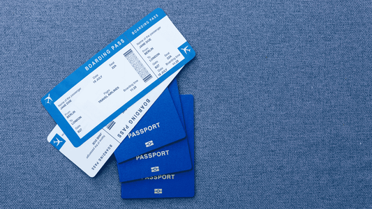 Travelling with a child who has a different surname: how to avoid problems