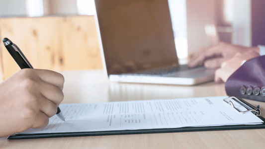 Can you work abroad without a degree? Options for UK citizens