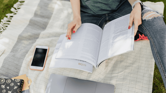 What parents should know before their child studies abroad