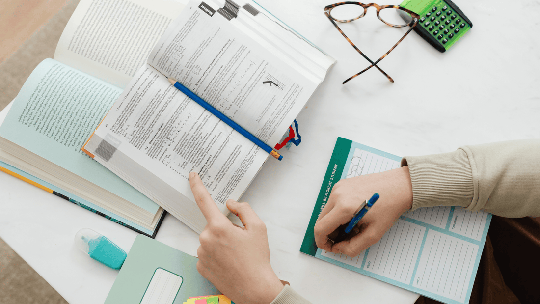 How to choose between a UK degree and an overseas degree